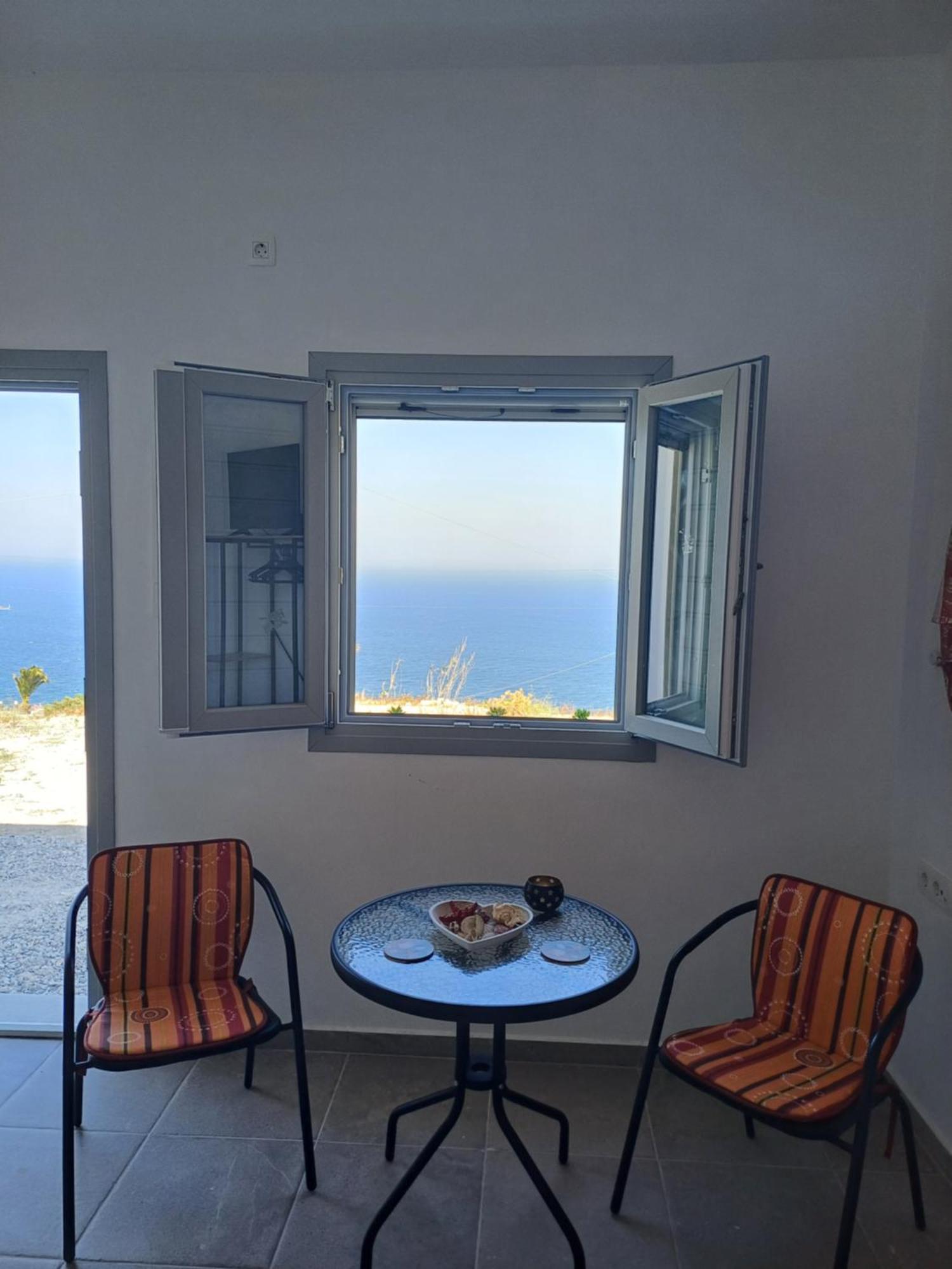 이아 'Nektarios' Cycladic House With Sunrise And Sea View!! 아파트 외부 사진